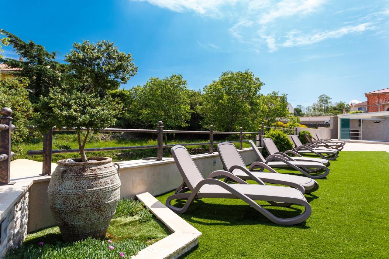 Apartmani Sidro Malinska Exteriér fotografie