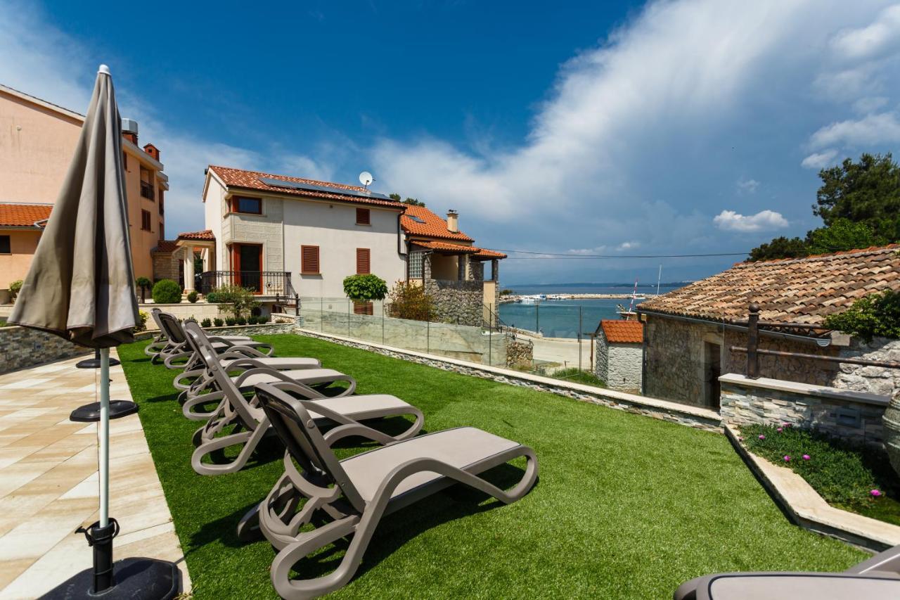 Apartmani Sidro Malinska Exteriér fotografie
